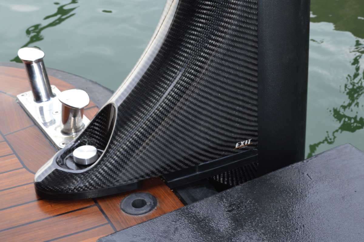 Magnifico 120 Carbon fiber tender fender Exit Carbon